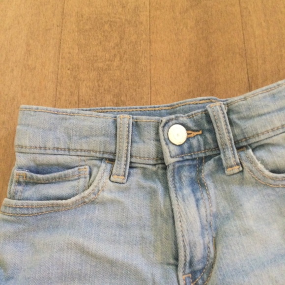 Old Navy girls Jean shorts- blue, size 8 (girls) - Picture 4 of 4